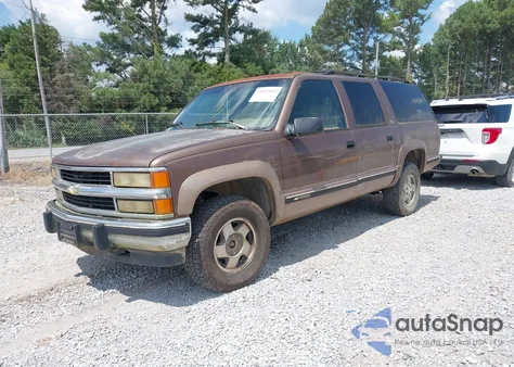 1994 Chevrolet Suburban K1500 из США, поврежденный, VIN 1GNFK16K1RJ397882